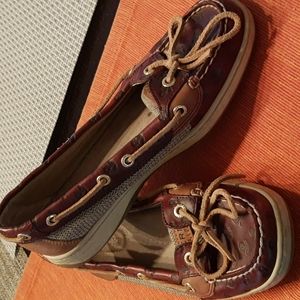 Sperry Top Siders-Size 7